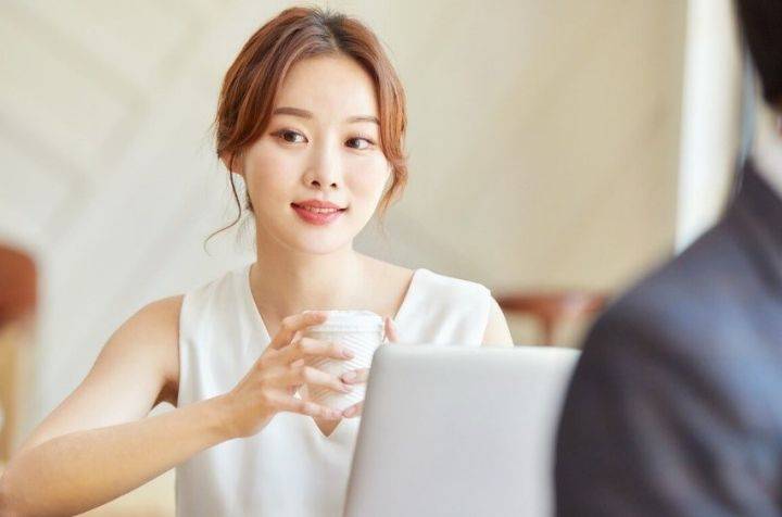 黄脸婆|不做“黄脸婆”,教你 2招防衰老,润养皮肤有光泽,气色也变好