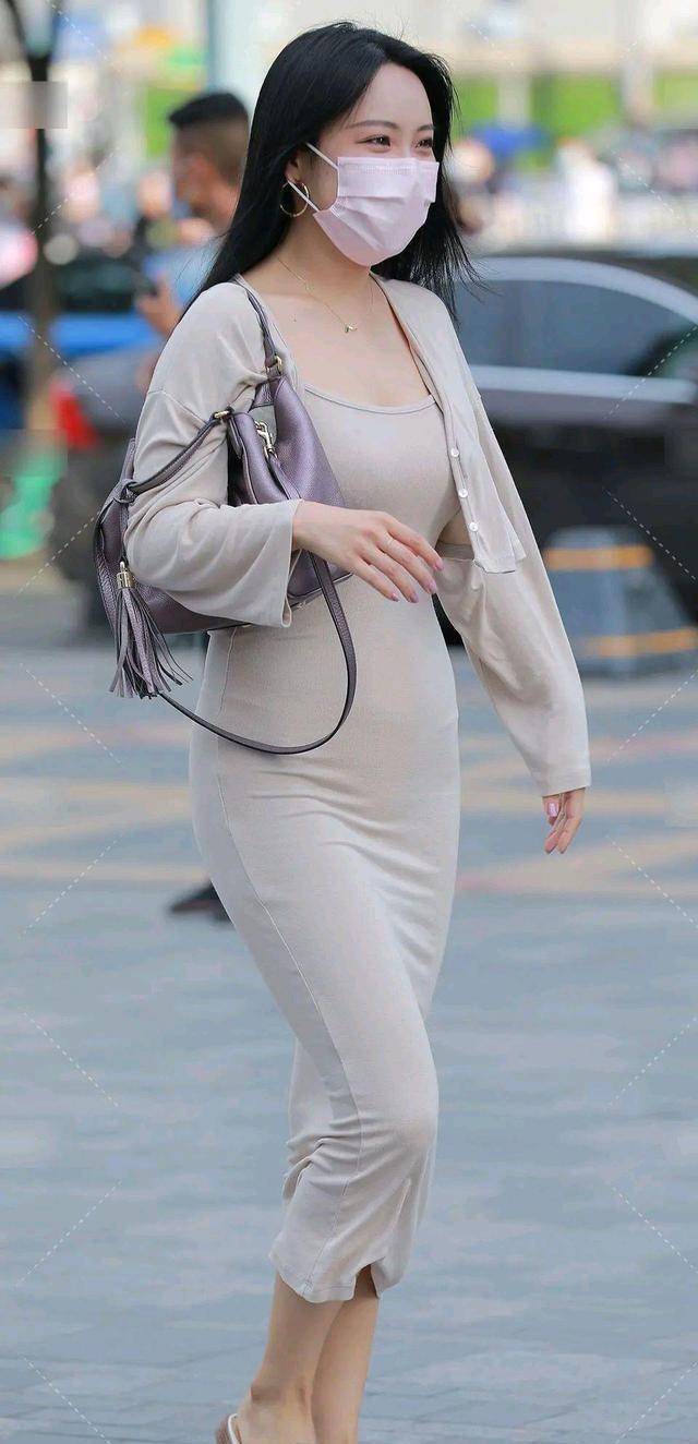 都能|高贵优雅的连衣裙装扮更添清纯美感，展示美好身材，文艺复古