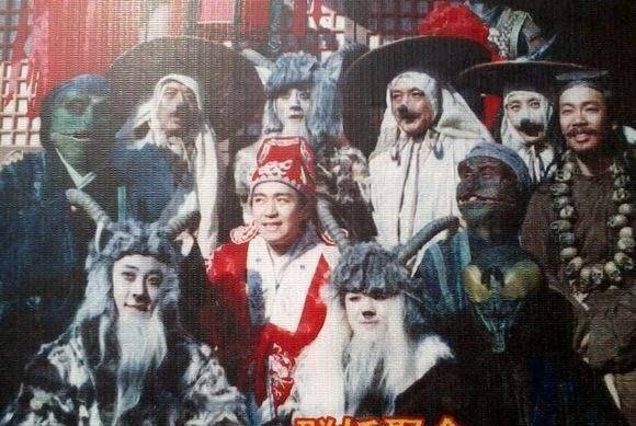 周星驰|31年前，那个把星仔捧成星爷的刘镇伟，为什么现在只能拍烂片？