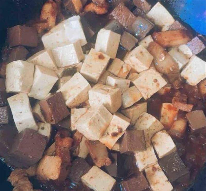 什么|鸭血就爱这样做,鲜嫩有弹性,馋的流口水,全家都爱吃