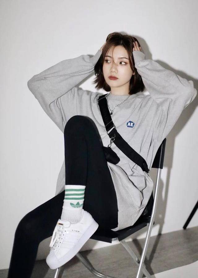 小白|如何用一件单品拯救气质，试试小白鞋，经典百搭还不会出错