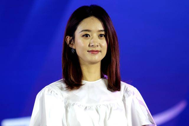 卫衣|奔三的女人少穿黑色和灰色，多穿这5种高级色，显气质又时尚