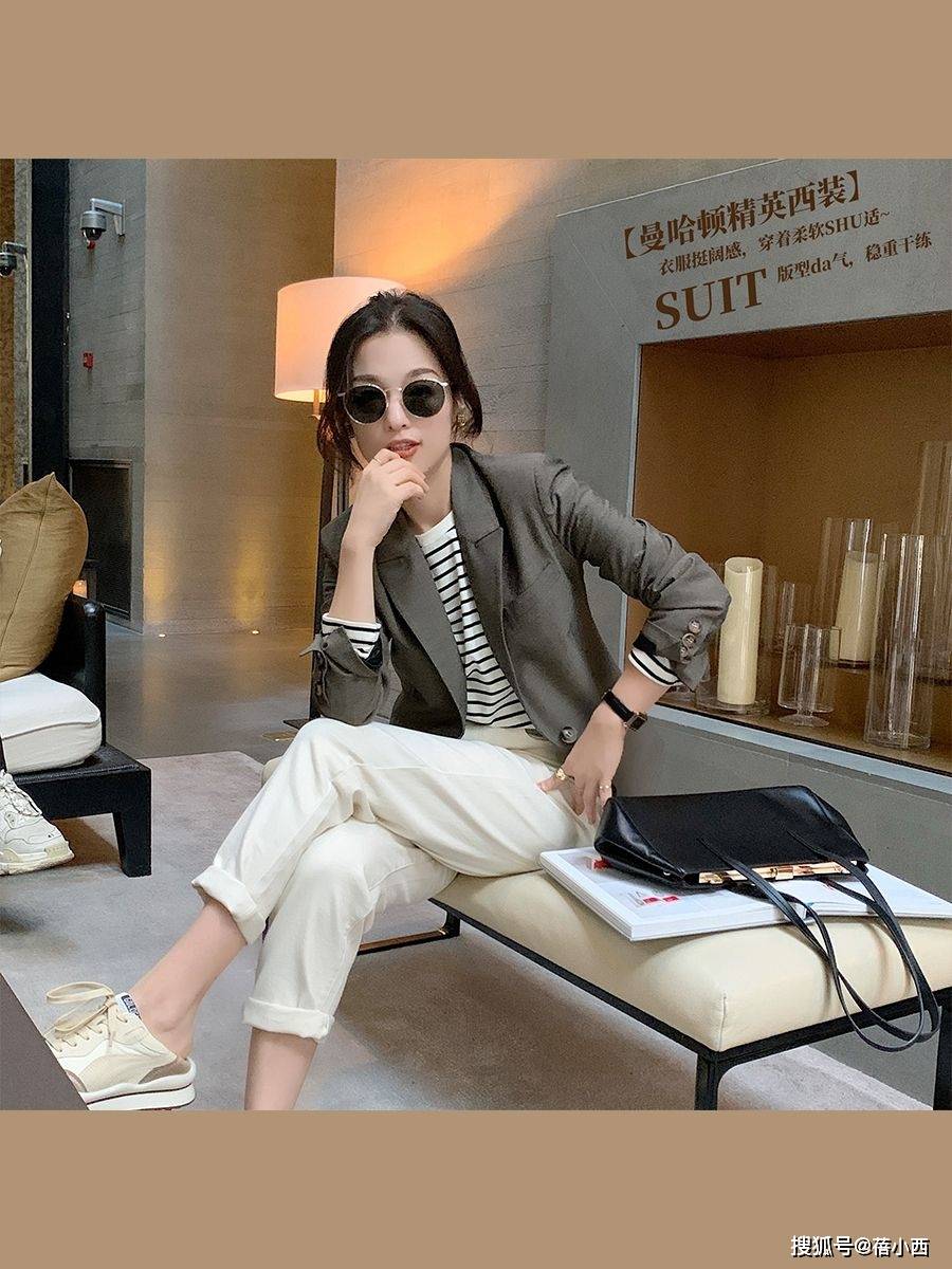 颜色|真正会穿有品味的女人，入秋第1件外套首选“西装”，洋气又高级