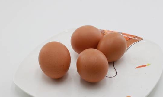 人群|早餐吃鸡蛋,对身体有哪些好处?一天吃几个合适?看看不吃亏