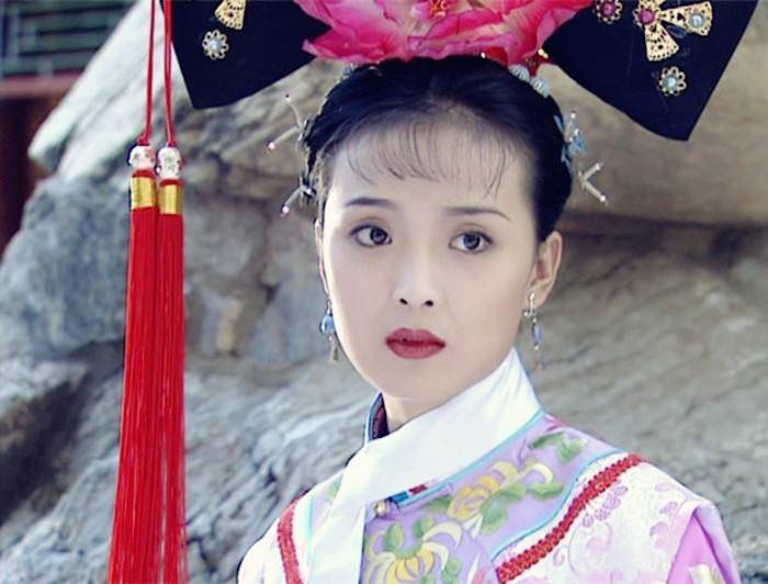 杜冰雁|不同的红穗子造型,有不同的美感:谁才是令你心动的红穗子美人?