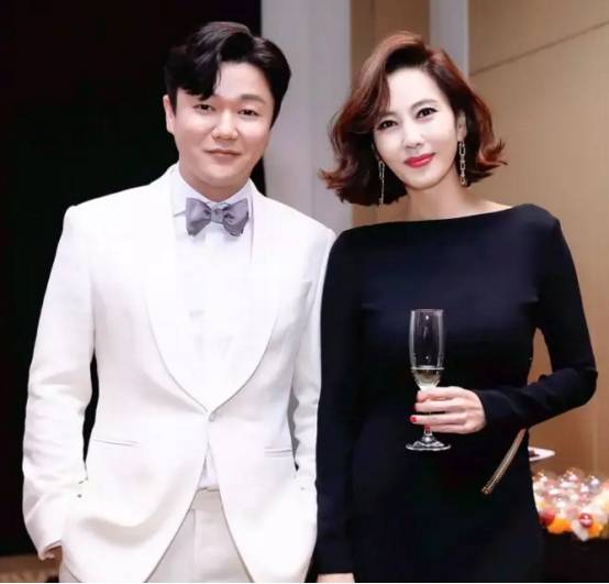 因为|他从歌手转型演员，11.5亿票房不仅碾压黄渤，还给王千源上了一课