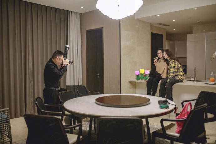 时间|沈梦辰为父亲庆生，配文：爸爸生日快乐，身体健康，平安喜乐！