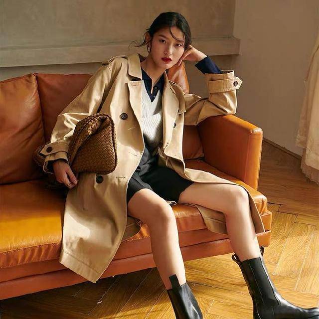 风衣|上游时尚|初秋通勤穿搭,怎么穿好看又时髦