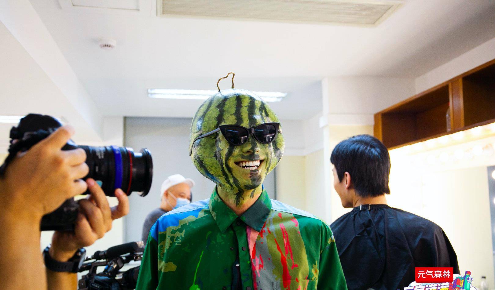 王耀庆|原来王耀庆才是《元气满满的哥哥》最大的笑点!网友:看完路转粉