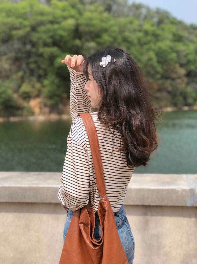 长袖|适合普通人通勤穿搭，风衣和牛仔裤直接怼上身简约又洋气，特别美