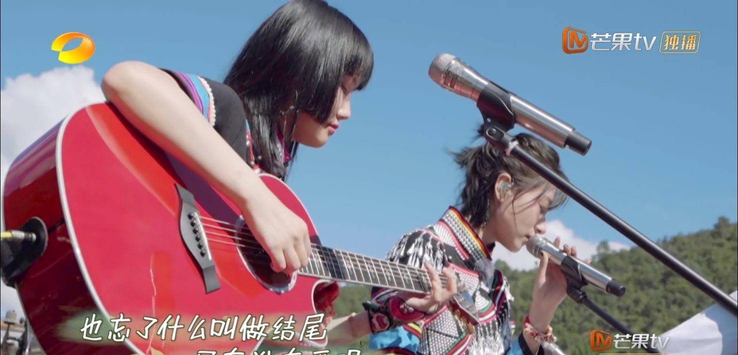 黑色|姐姐私服大盘点：张雨绮又纯又欲，郁可唯少女感十足，宁静太飒了