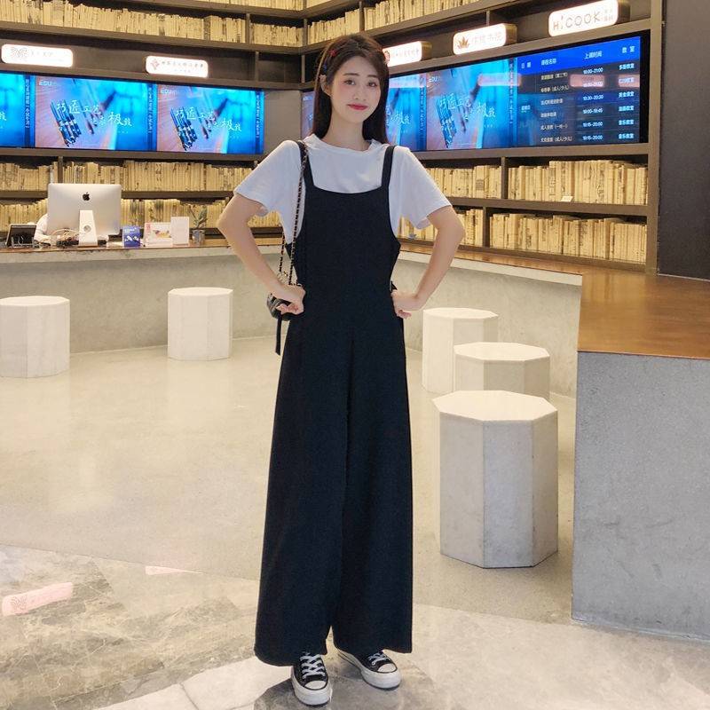 经典|开学季穿搭，不懂吊带裤的可爱，又怎么能成为迷人的小师妹