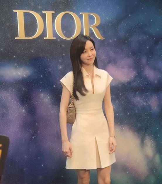 服装|Dior活动生图：景甜一看就是富家小姐，章若楠、于文文明星气真重