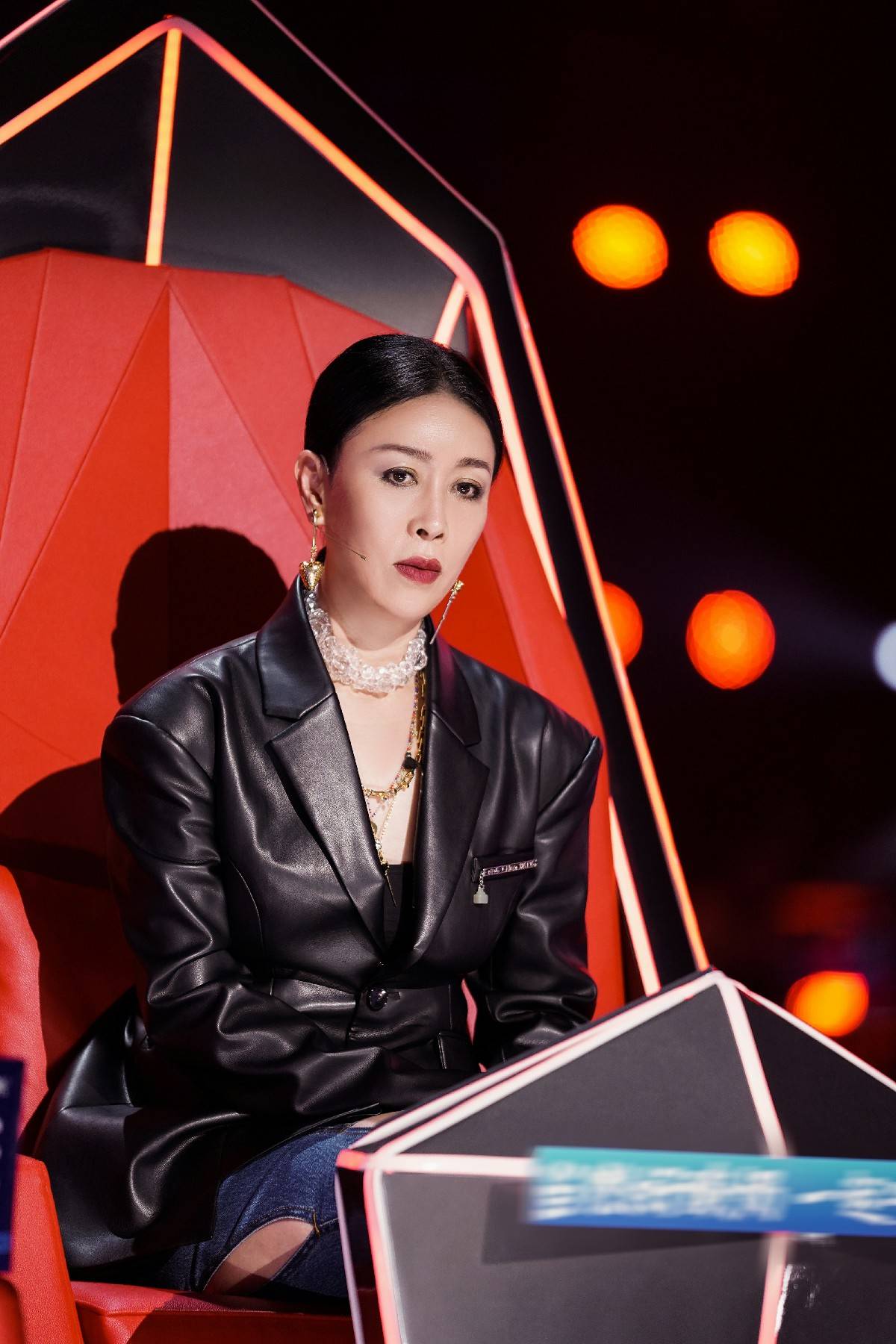 跳水|《2021中国好声音》六强争夺硝烟再起 李克勤独门“跳水打分”法助力战队选人