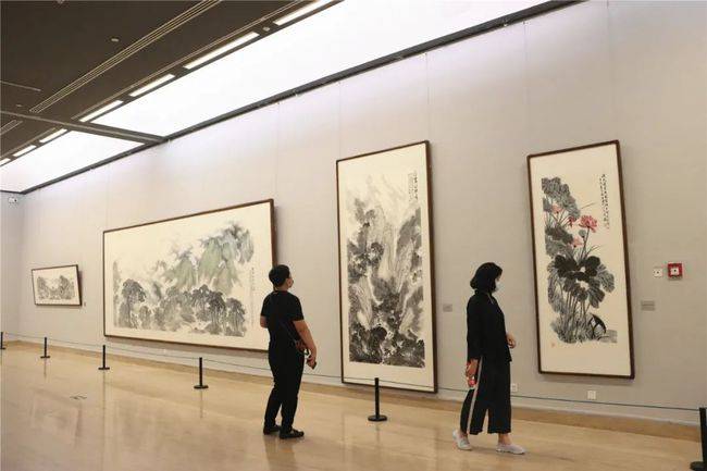 中国美术馆墨语凝骧温骧山水画作品展开展