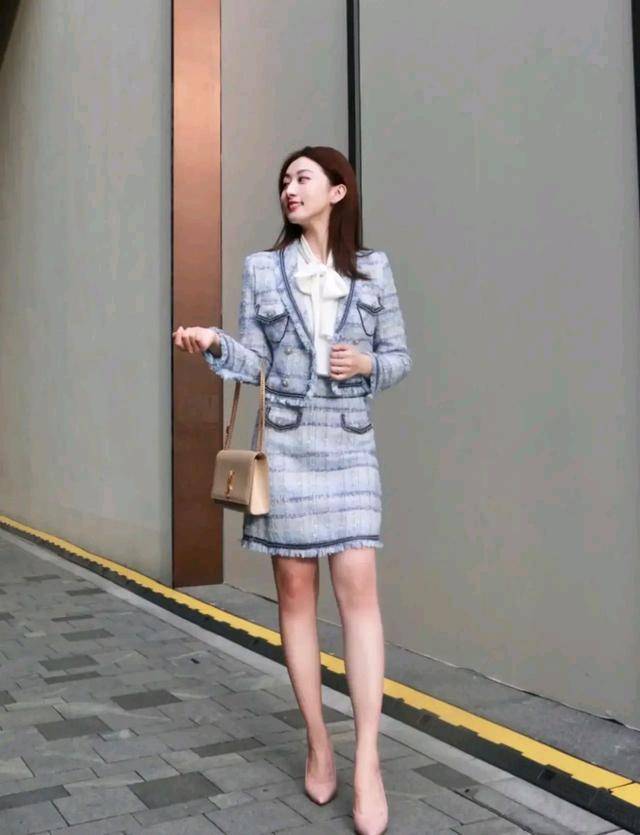 同款大小姐穿搭 ff421e35d9b84297a6365bc203ec8d4b.jpeg