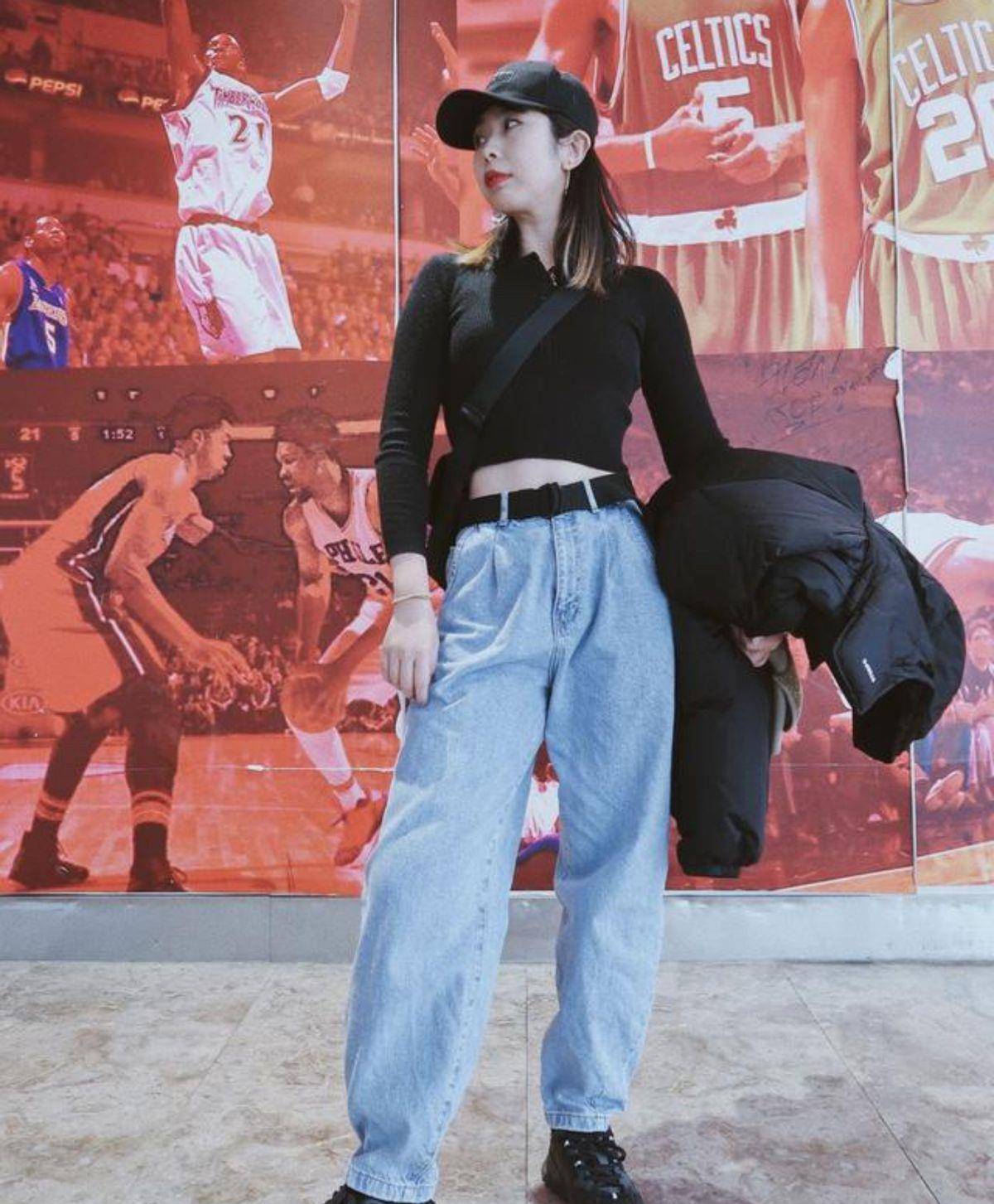 整体|还在穿阔腿裤吗？春季必备的四条裤子，惊艳又显瘦！