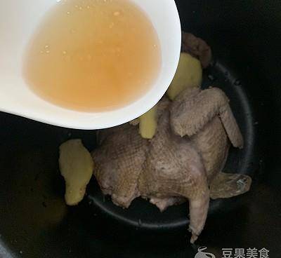 鸽子|#母亲节，给妈妈做道菜#电饭煲版鸽子山药汤