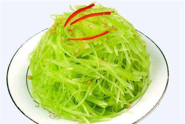 怎么炒莴笋丝既好吃又简单 3215c45fec664448a4dd40e17aed9711.jpeg