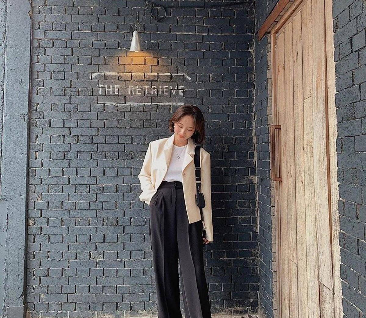 整体|还在穿阔腿裤吗？春季必备的四条裤子，惊艳又显瘦！