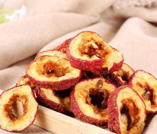 其富含的维生素c,能够软化血管,保持血管弹性,预防血管堵塞,常吃对