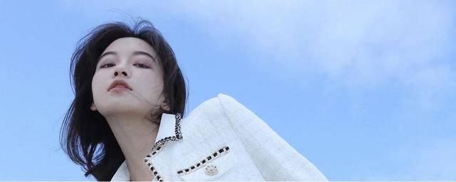 黑色|10度到18度穿什么衣服?几组好看的搭配,你也可以来试试