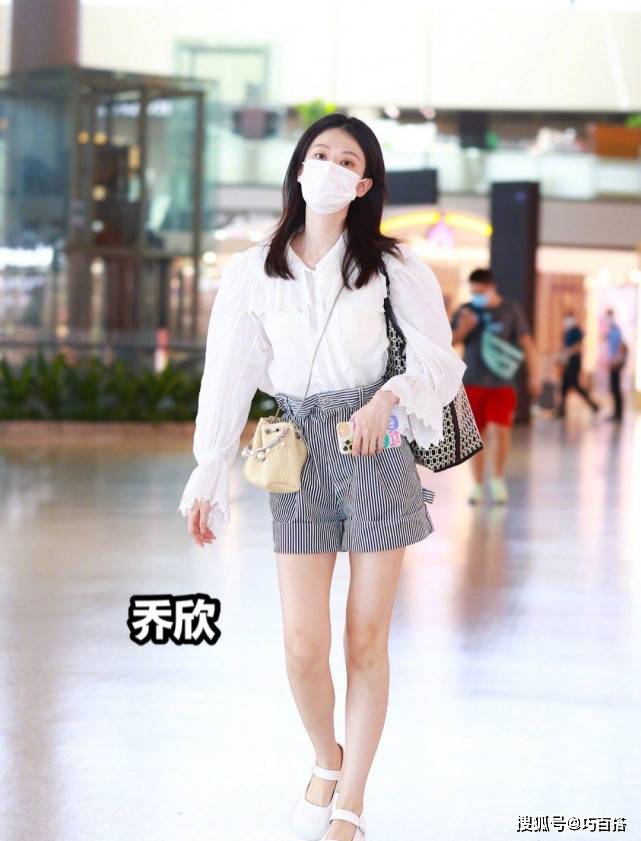 吊带|跟着女明星学穿搭，换季不慌，让你又美又气质