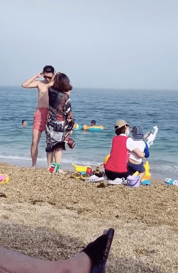 烫发师|35岁李小萌官宣怀二胎，直言想要女孩，结婚8年已有一子