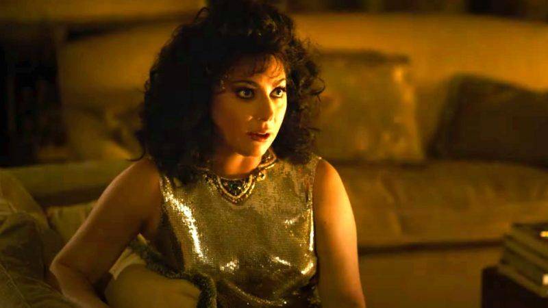 Gaga|LADY GAGA亲自上阵扮演的拜金女，穿什么戏服炫富？七个造型解读