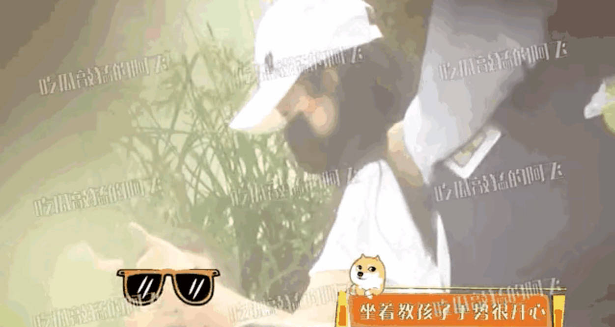 冯绍峰|赵丽颖风波后首露面，与儿子商场玩耍超温馨，想想又白又肉超可爱