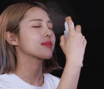 夏天|大油皮的赵丽颖、热巴都怕出油脱妆,可杨幂的妆容却能干净一整天