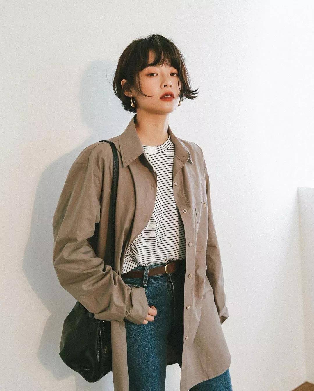 卫衣|今秋最流行的5件内搭+外套，时髦到犯规！