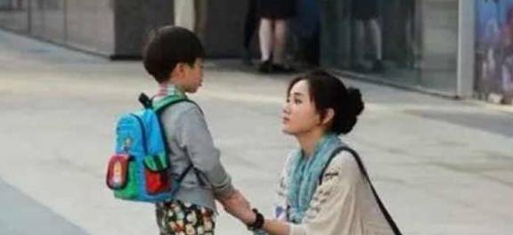 经济|幼儿园一开学，很多家长打消了生二胎的想法，原因叫人心酸