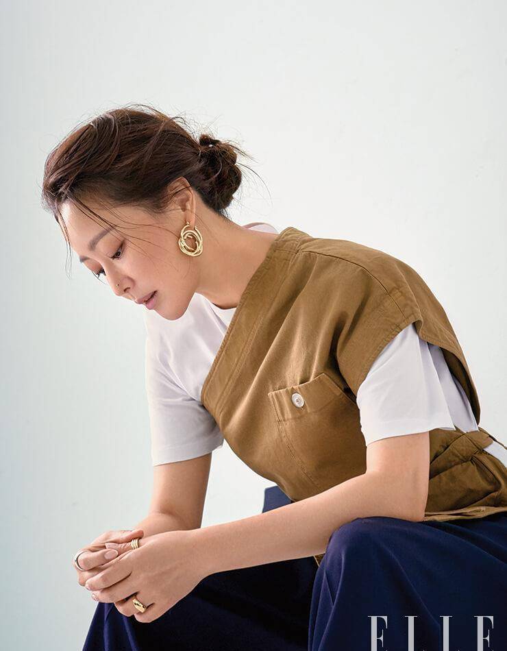 美貌|42岁金喜善依旧美如当年！这张脸完全看不出年纪 出游照优雅时髦