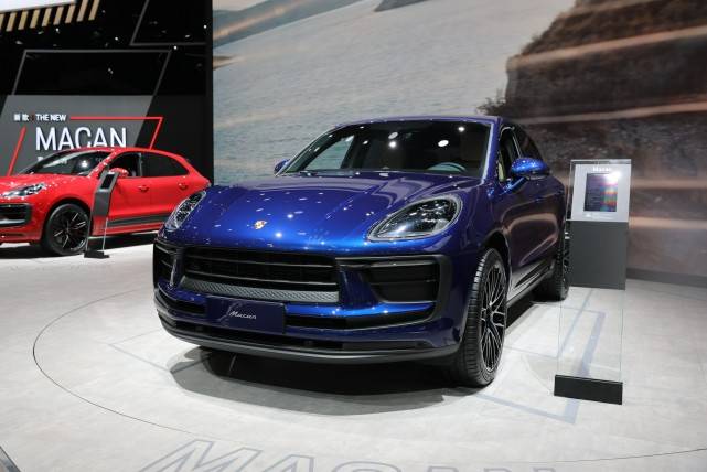 小卡宴迎来中期改款全新macan亮相于成都车展