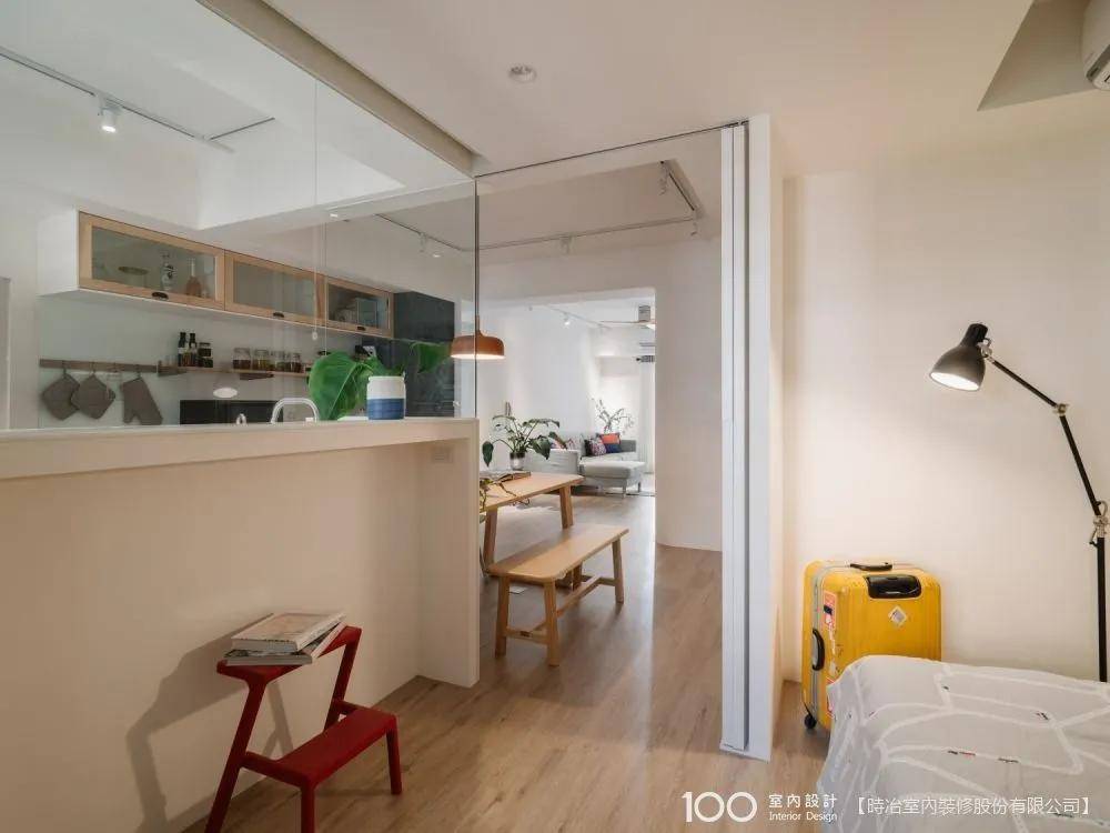 客厅|100㎡老屋翻新，全屋宜家家具，双洞洞板墙面真香！