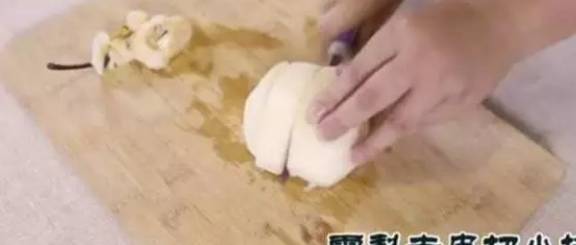 吃什么东西对肺有益 767bb14ee90e4a9eade98c2459fabece.jpeg