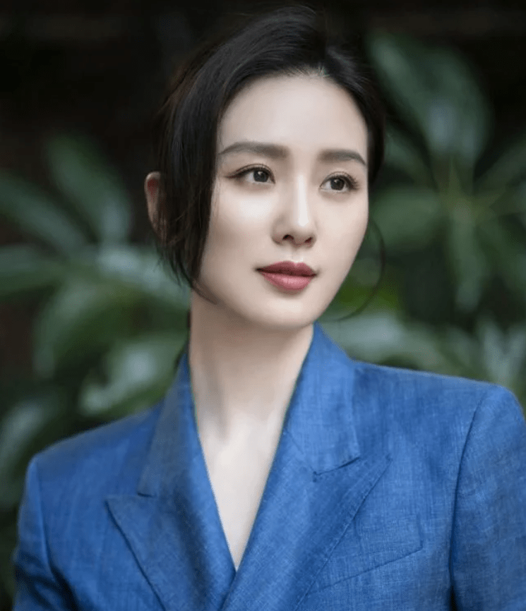 设计|刘诗诗：知性温柔，大家闺秀的气质，美丽动人