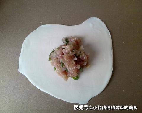 面的|香葱猪肉馅饼，不等发面不二次醒发，香酥脆皮薄馅大，吃着真过瘾