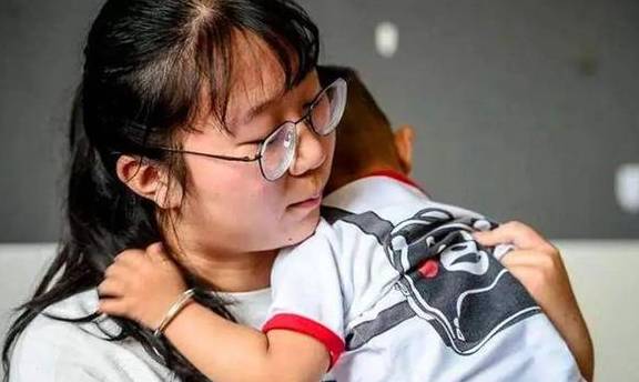 生下|中国人讲究“儿女双全”，如果大宝是儿子，你还准备拼二胎吗？