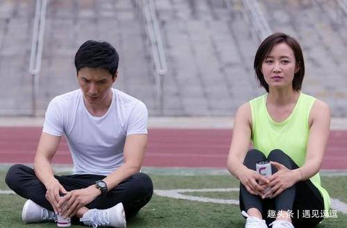 公婆|二胎在肚子里3个多月，公婆说，不办婚礼，不给金器，怎么办