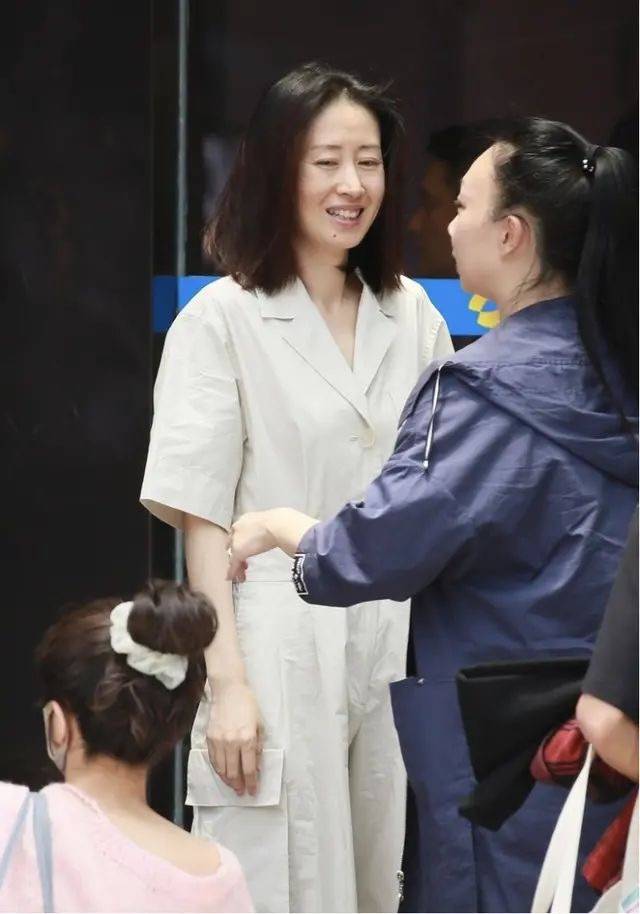 女神|在首映现场拍到刘敏涛，素颜出油发黄很真实，跟陈创16年再同框！
