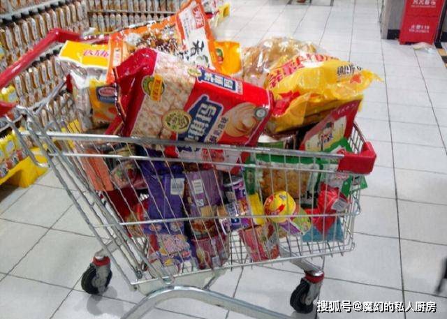 果冻|这些表面干净，背后制作却很脏的零食，全吃过的请举个爪