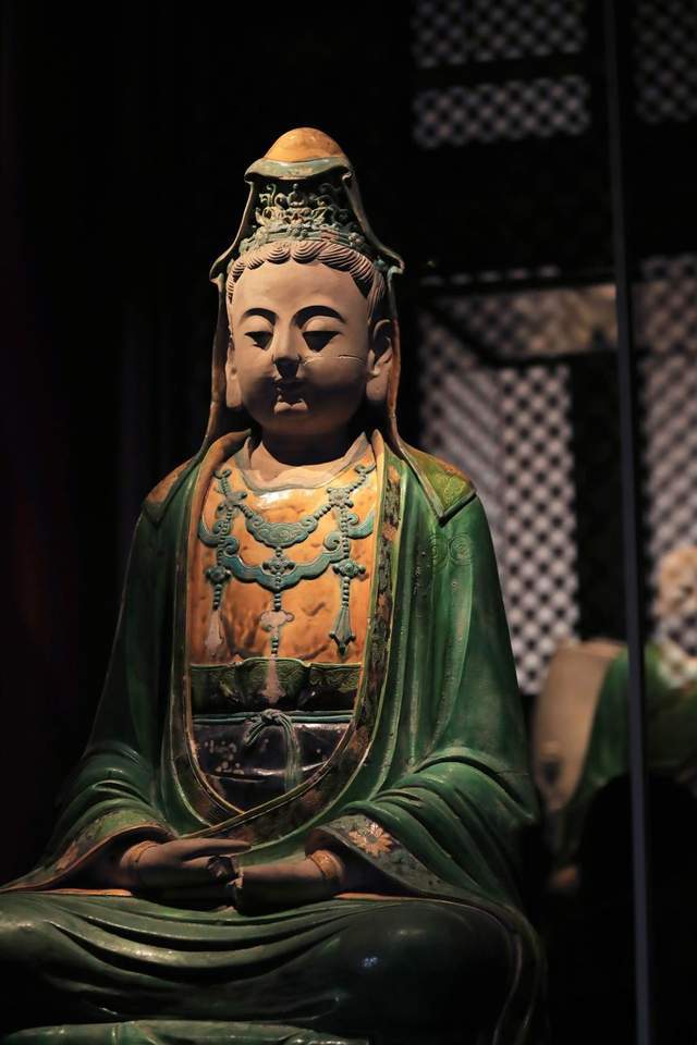 文化|楊鉄先生的作品，明清迥异，谁更具收藏价值？