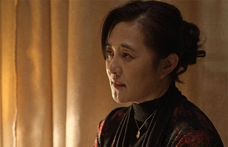 清醒|《乔家的儿女》玲子妈三观正，表面上维护七七，实则下了一盘大棋