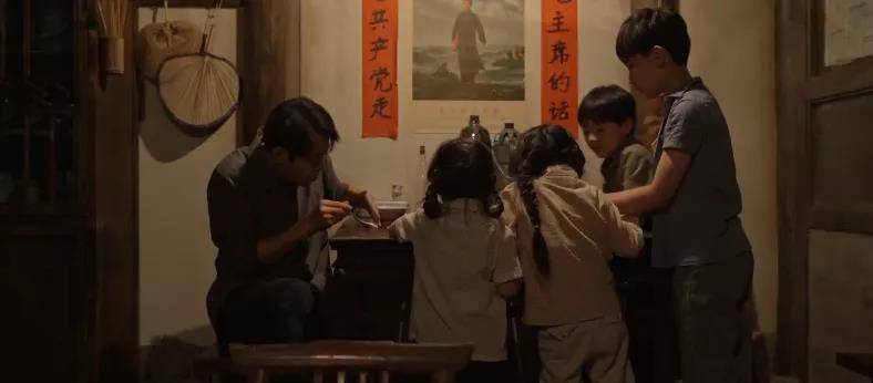 父亲|《乔家的儿女》首播，正午新剧，看得人揪心！