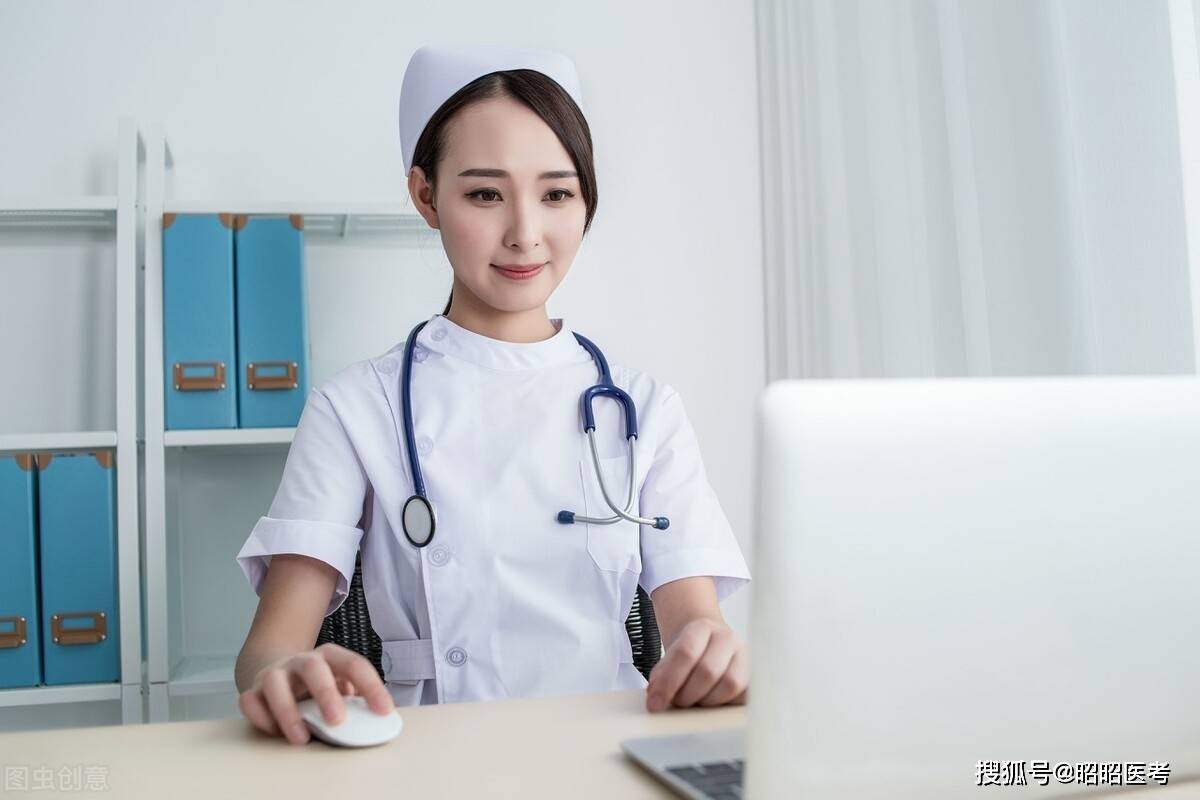 护考应届生与往届生护考报名不同点
