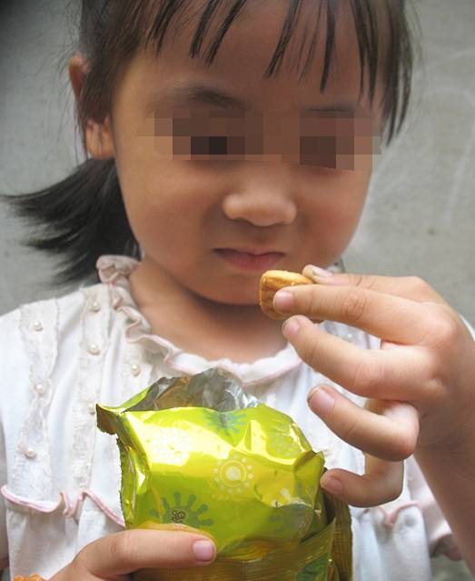 晓敏|从小不吃零食的孩子，长大后会有三个变化，失去的不只是快乐