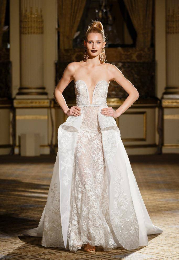 高定|Berta高定婚纱礼服T台秀场，永恒不变的浪漫情怀，戏剧感唯美华服