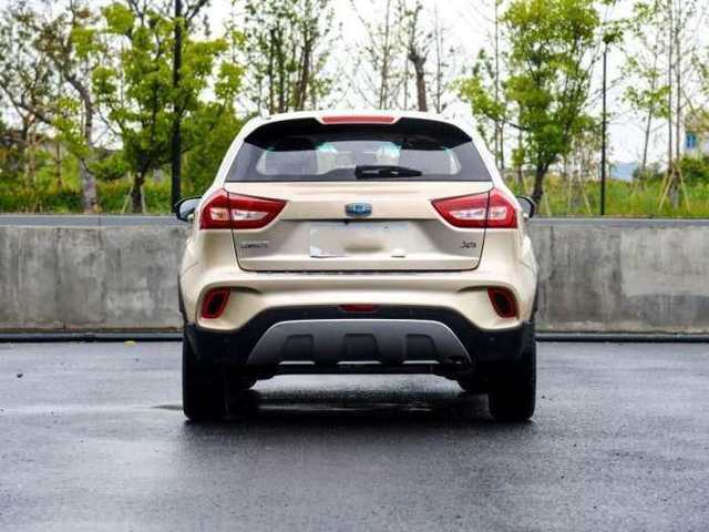 颜值 实力具备 远景x3六种炫酷配色 年轻人的首选 车尾